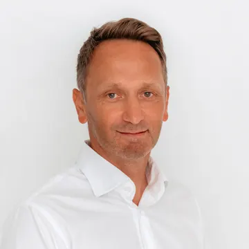 Emir Mahmutovic, Geschäftsführender Gesellschafter von emarein